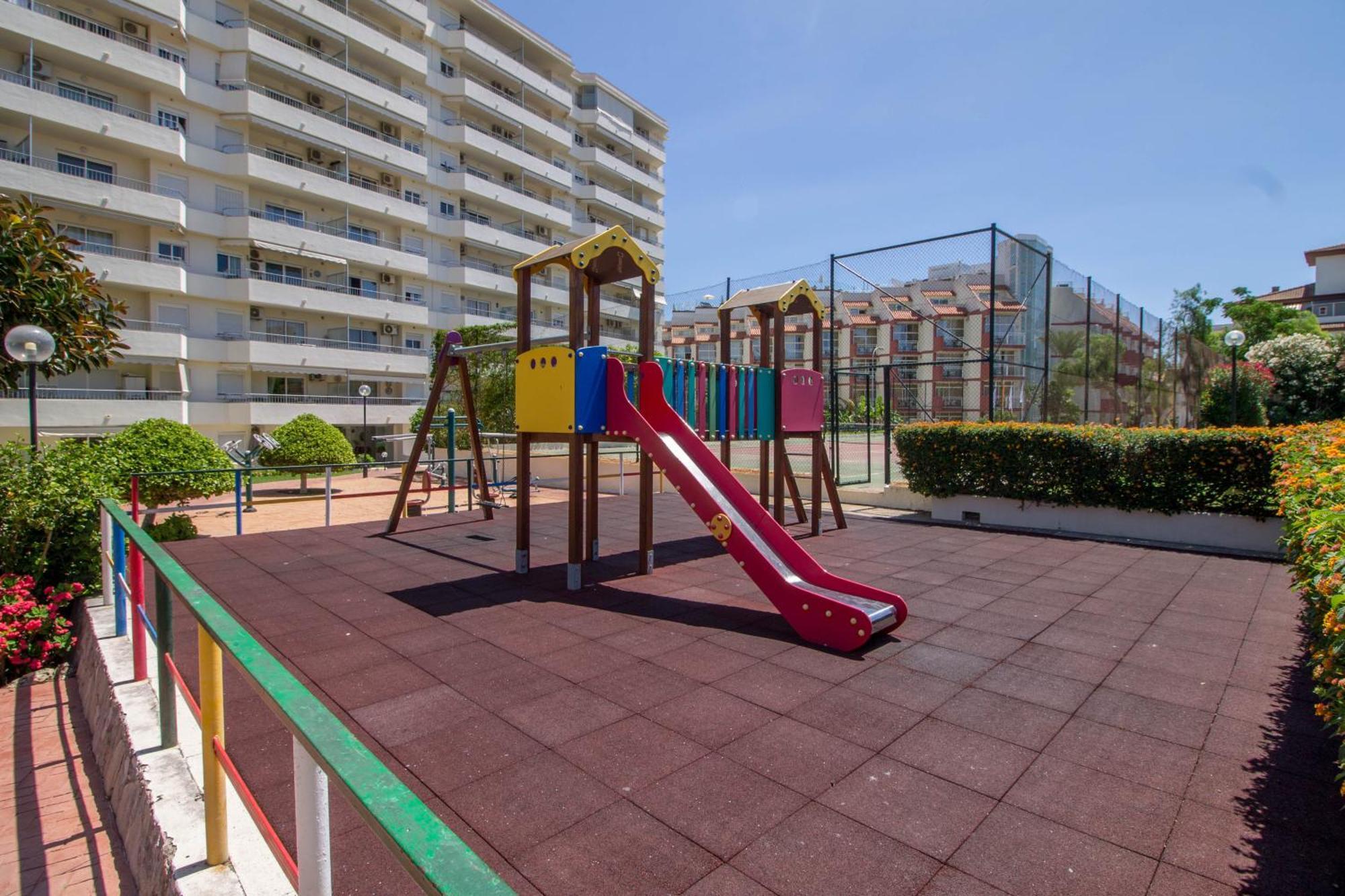 Carihuela Palace 418 By Ivi Real Estate Торремолінос Екстер'єр фото