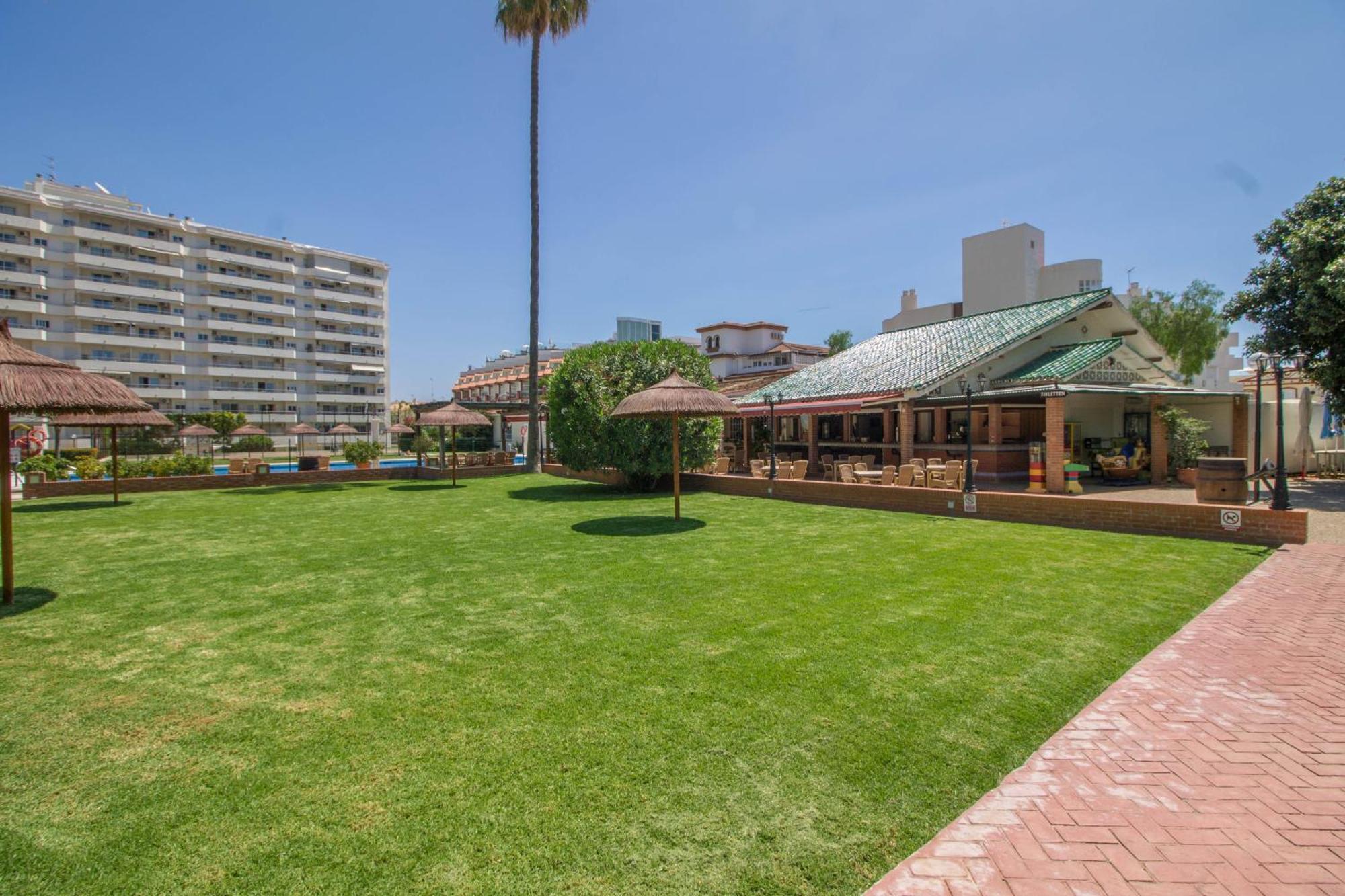 Carihuela Palace 418 By Ivi Real Estate Торремолінос Екстер'єр фото